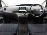 ◆視界広々で非常に運転しやすくロングドライブでも疲れを感じさせないすっきりとまとまったインパネ周りです。