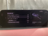 ハンドル操作をアシストすることにより車線からの逸脱回避を支援します。