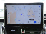 (10.5インチディスプレイオーディオ)スマホと車をつなぐことで色々なサービスを楽しめます。