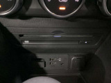 CD DVD USB が使用できます。