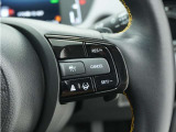 ◆アダプティブクルーズコントロール◆予め設定した車速内でクルマが自動的に加減速。前走車との適切な車間距離を維持しながら追従走行します。【LKAS】車線維持支援システムでステアリング操作を支援。