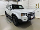 広々とした車内空間に優れた燃費性能。更にデザインも上質で人気のお車です!