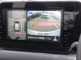 アラウンドビューモニター搭載!9インチ大型ナビモニターに、真上から見下ろしているかのような映像を見ながら安全に駐車できます。さらに人や自転車など周囲に動くものがあると表示とブザーでお知らせします。