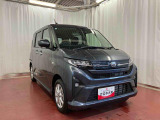 スライドドアなので、狭い場所でも荷物を持っていても、スムーズな乗り降りができます。