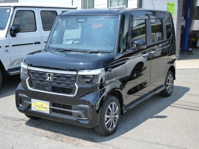 N-BOXカスタム カスタム 660 4WD