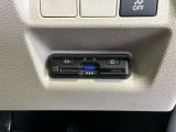 いまや快適なカーライフに欠かせないETCが付いています。