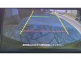 バックモニターで、後方を確認しながら安心して駐車することができます。運転初心者も熟練者も必須の機能ですよ!