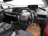 ご覧の車両以外にも多数のU-Carを展示販売しております。