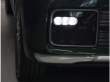 フォグライトもLEDライトで、夜間運転時・雨天時・濃霧時と視界の確保を補助してくれます!