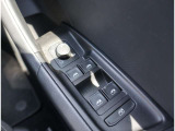 Audi正規ディーラーが高品質をお約束。高度な訓練・教育を受けたAudi専任メカニックが、100項目にもおよぶ精密な点検を実施いたします。すべてをクリアしたAudi車だけが、あなたのお手元に届けられるのです。