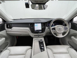 XC60 アルティメット B5 AWD 4WD 本革シート