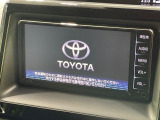 【メーカー純正ナビ】インテリアに溶け込むスタイリッシュな「専用設計」メーカーナビを装備♪視認性や操作性など基本性能にも優れ、より上質なカーライフをお楽しみいただけます。