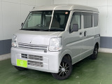 当店のお車をご覧いただきましてありがとうございます。ココセレクト上越4WD専門店です。当店では厳選した4WD車に特化した展示車を揃えています。全車種、全メーカーお任せください!