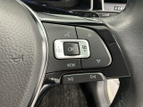 ステアリングスイッチ付きでハンドルを握ったまま、目を離さず様々な機器の操作が可能です!