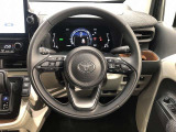 ハンドルは車を運転する上で、ずっと握っている重要なパーツです。手にフィットする物がいいですよね♪