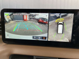アラウンドビューモニター 駐車場での車庫入れや狭い道路での走行にカメラで確認が出来るので安心です。