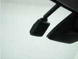 ◆ドライブレコーダー◆映像・音声などを記録する自動車用の装置です。 もしもの事故の際の記録はもちろん、旅行の際の思い出としてドライブの映像を楽しむことができます。