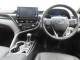 ぜひ展示車の運転席に座ってみてください。