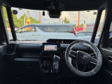 見通しのよいすっきりとした視界で、誰でも運転しやすいです。運転のしやすさは疲れにくさにも繋がりますよ♪