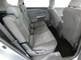 ゆとりある車内空間は、ドライブを始め買い物やレジャーなど、幅広く活躍します。