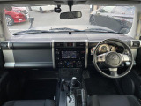 店舗にて現車の確認もいただけますので、お電話で在庫のご確認の上是非ご来店くださいませ。