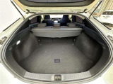 広さと使い勝手の気になるラゲージスペースはこちら♪ これだけの広さがあれば、大きめなお荷物も積めますね☆