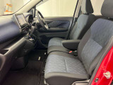 【車内ルームクリーニング済】専門スタッフにより車内はきれいにルームクリーニングを行っております。