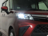 高輝度で点灯速度が速く、しかも消費電力の少ないLEDヘッドライトが装備されています!LEDの明るい光が走行中の視界の確保をサポートして、夜のドライブがより楽しく安全に運転できます♪
