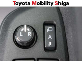 ドアの施錠・解錠と連動してドアミラーが開閉します。鍵の閉め忘れの確認にとても便利です♪
