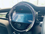 ◆LIBERALAは、輸入車選びの新たなスタイルを提案するインポート・セレクト・ブランドです。オーナー様となる方がクルマから直接感じる感性を第一にした、最良の一台との出会いをコーディネートいたします。
