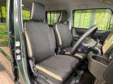 運転席シート廻りは使用感も少なく、良好な状態となっています。丁寧に使われていたことがよくわかりますね。