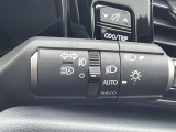 【 オートライト 】オートライトなのでライトの点け忘れを気にすることなく運転が出来ます♪//