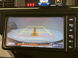 いまや必須装備「ナビゲーション」搭載!知らない場所にスイスイッとドライブ。もう、これなしではハンドルを握れませんね!でも運転中の操作は危険ですのでご注意ですね☆