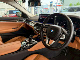 BMW Premium Selection 調布/〒182-0015東京都調布市八雲台2-14-1/TEL.042-426-1166/営業時間:10:00-18:00