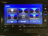 ナビゲーションはフルセグTV、インターナビ対応のGathers純正メモリーナビを搭載しています。Bluetoothオーディオ機能がありますので、スマートフォンなどの音楽も再生できます。