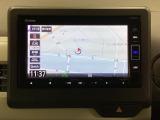 ナビゲーションはフルセグTV、インターナビ対応のGathers純正メモリーナビを搭載しています。Bluetoothオーディオ機能がありますので、スマートフォンなどの音楽も再生できます。