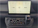 新しく生まれ変わったインフォテイメントシステム「Pivi Pro」を搭載します。AppleCarPlay / Android Auto接続にも対応。より直感的でスマートな操作が可能となります。