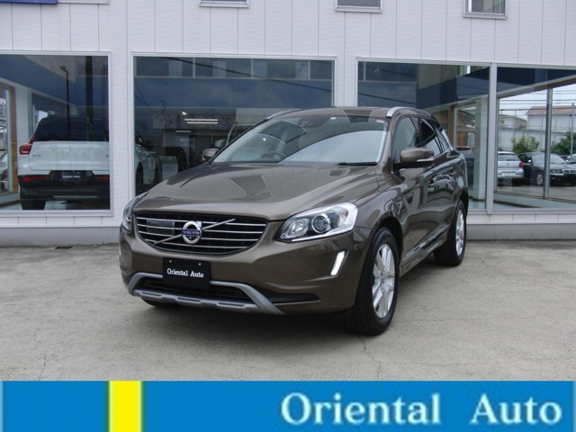XC60 T6 AWD Rデザイン 4WD