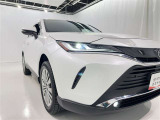 フォグランプ装着車です。暗い夜道の車両前方を明るく照らします