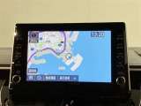 いまや必須装備「ナビゲーション」搭載!知らない場所にスイスイッとドライブ。もう、これなしではハンドルを握れませんね!でも運転中の操作は危険ですのでご注意ですね☆