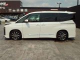 低燃費で環境にもやさしいハイブリッド車です。トヨタ専用診断機器でハイブリッドシステムを綿密に点検してあります!