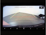 後方確認に便利なバックカメラ装備!!バックカメラにはガイド線を表示することも可能で、狭い駐車場や後方が確認しづらい場所に駐車するときや、車を切り返す時に便利な装備です!!
