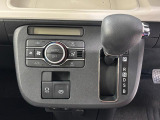 オートエアコンで操作も簡単です♪寒い冬も暑い夏でも車内快適!
