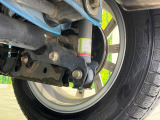 お車を安心してお乗りいただく為には、足回りの定期点検が欠かせません。サービスサポート(有償保証)では無料点検もご提供しており、安心のカーライフをお過ごしいただけるサポート体制が整っています。
