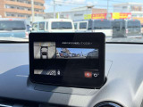 バックモニターもついているので、バック駐車も安心です♪