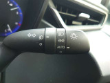 オートライト装備です。フォグランプもこちらの「スイッチでON/OFFできます。
