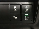 ホンダが推し進める総合先進安全装備のセンシング搭載! 衝突や斜線はみだしなどの危険が予測される時、センサーが警告。ヒューマンエラーを高度先進技術が補完してくれます。