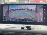 【アラウンドビューモニター】車両周辺をモニターで確認できて、駐車が苦手な人でもスムーズに駐車できます