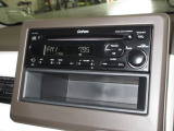 純正1DINCDチューナーはCDプレーヤー・AM/FMチューナー付です。お好みの音楽を聞きながらのドライブは楽しさ倍増ですね!