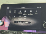 純正9インチナビが装備されております。